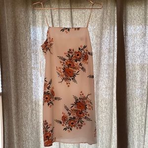 FRANCESCAS White floral dress. Size M.